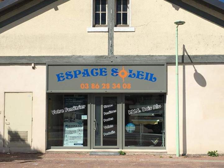 Store banne Cosne-Cours-sur-Loire